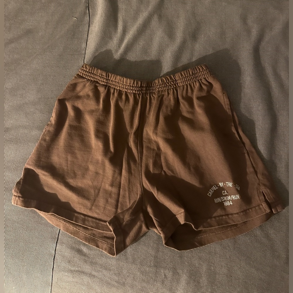 BRANDY MELVILLE BROWN SWEAT SHORTS